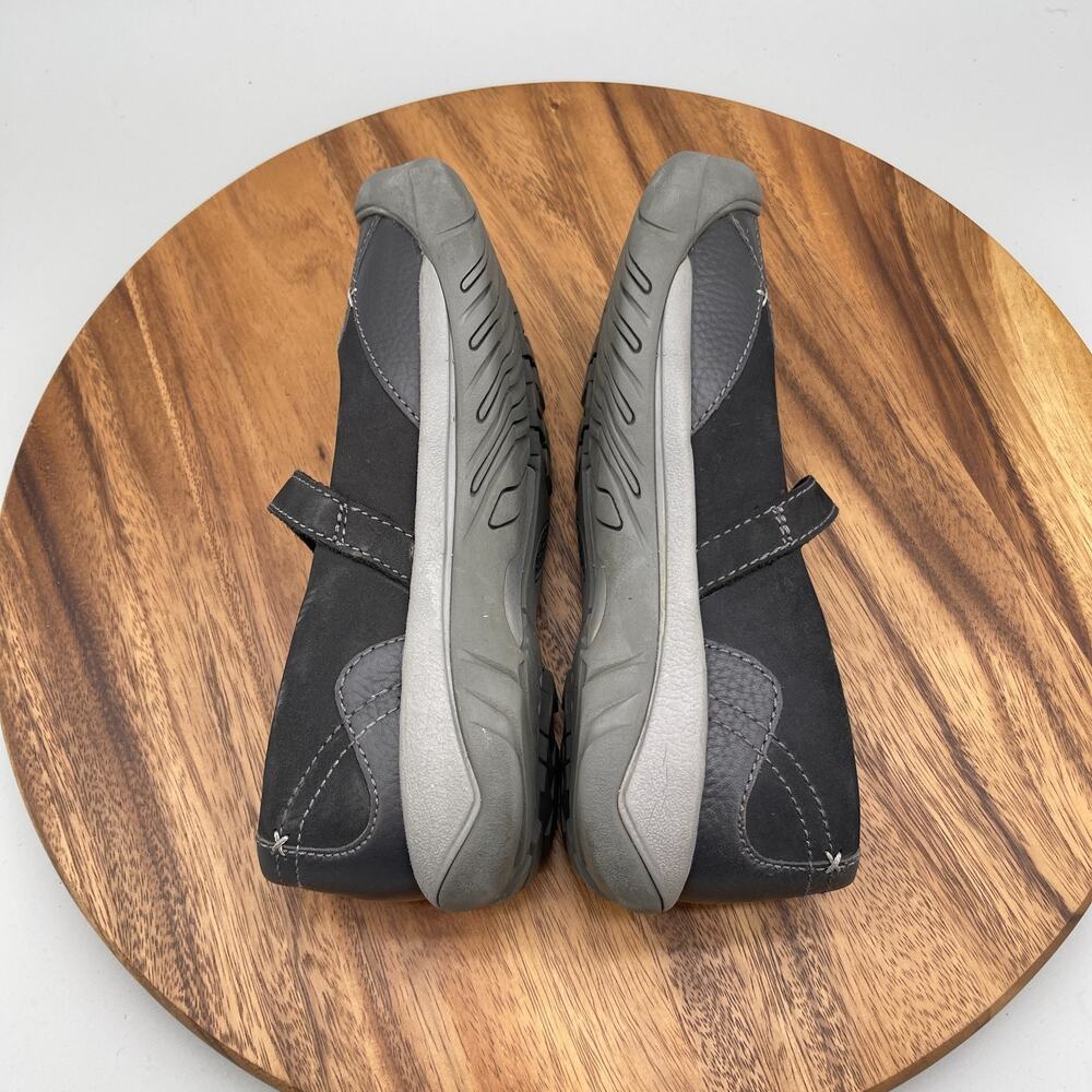 Keen Women's Black and Gray Mary Jane Athletic Shoes - Picture 6 of 8